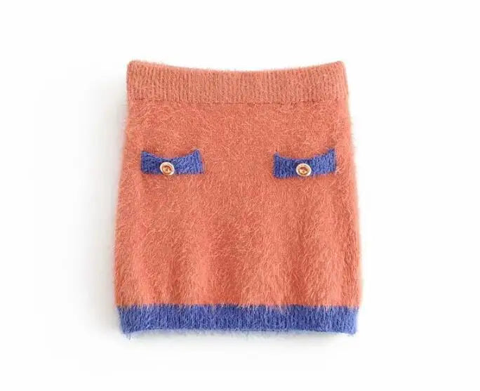 Conjunto Cárdigan Peludo Bicolor y Falda Mini — Set Retro
