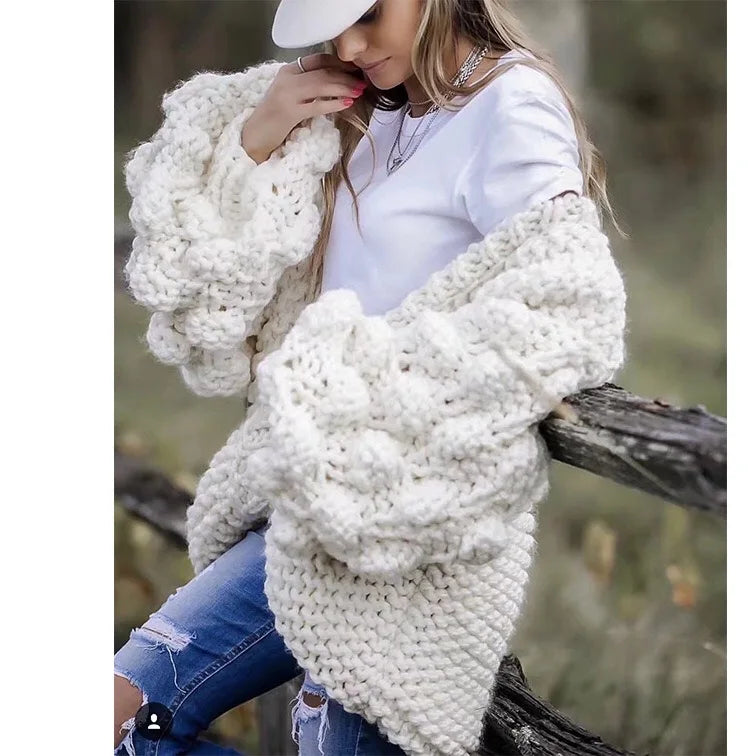 Cárdigan Largo Cuello V con Pompones — 9 Colores