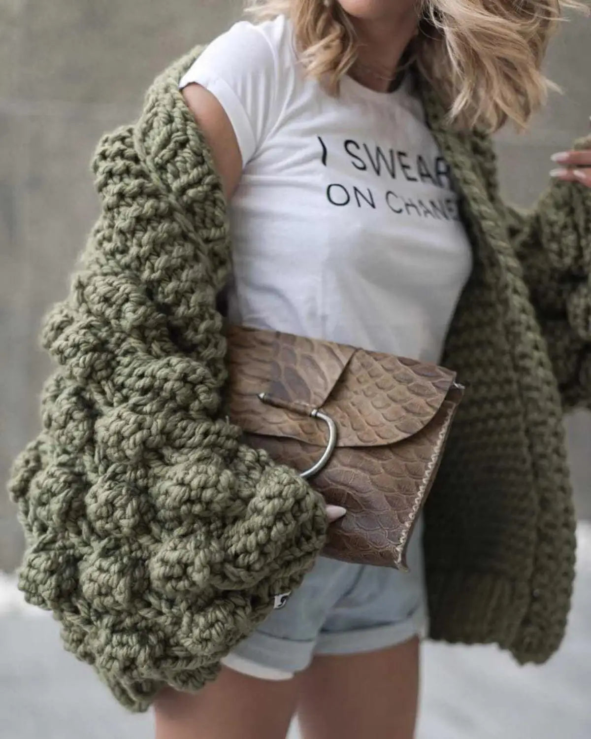 Cárdigan Largo Cuello V con Pompones — 9 Colores