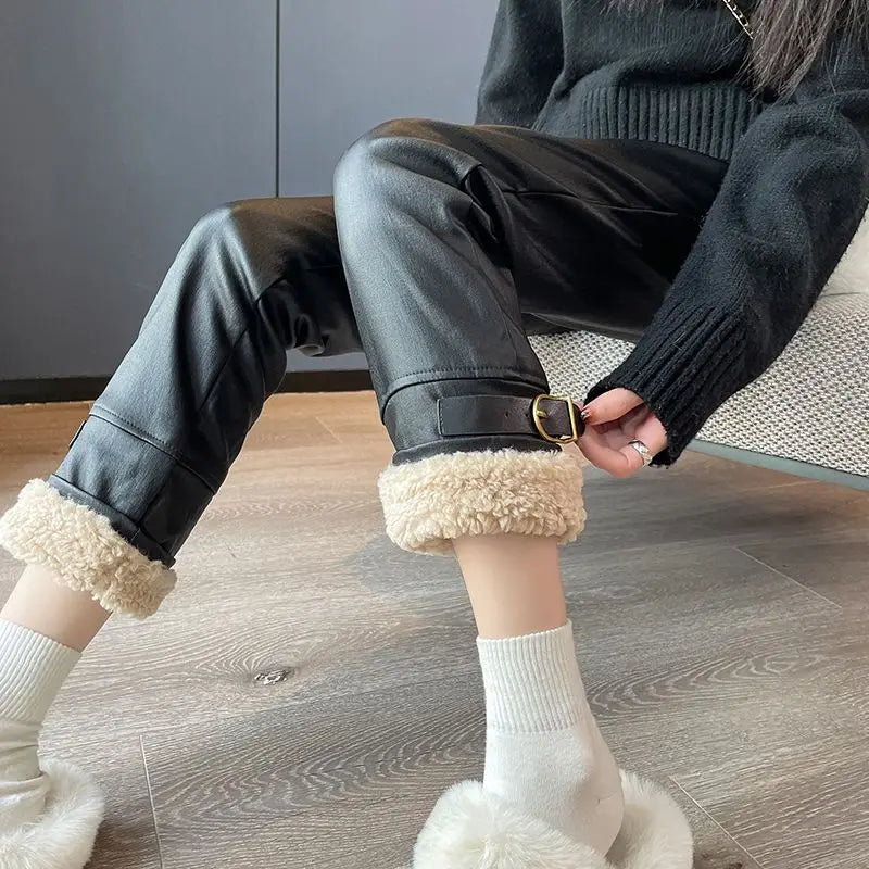 Pantalón de Piel Sintética Afelpada — Tiro Alto de Invierno