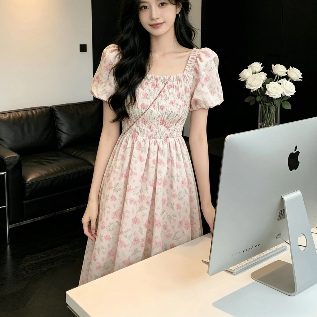 Vestido Midi Plisado Floral — Manga Globo y Cintura Ceñida