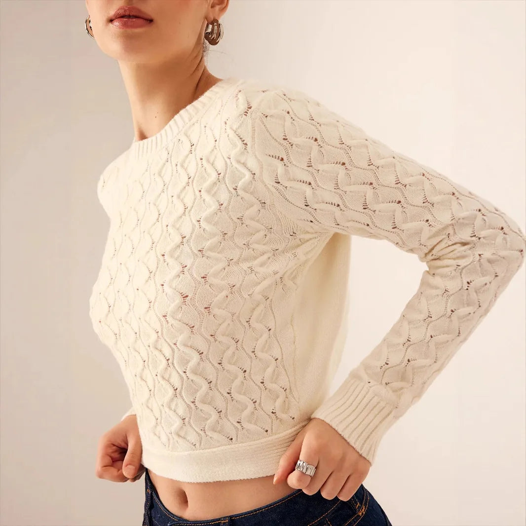 Sweater Corto Calado con Espalda Abierta — Amarre Trasero