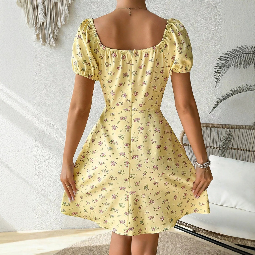 Vestido Midi Floral con Amarre — Escote Cuadrado y Manga Globo