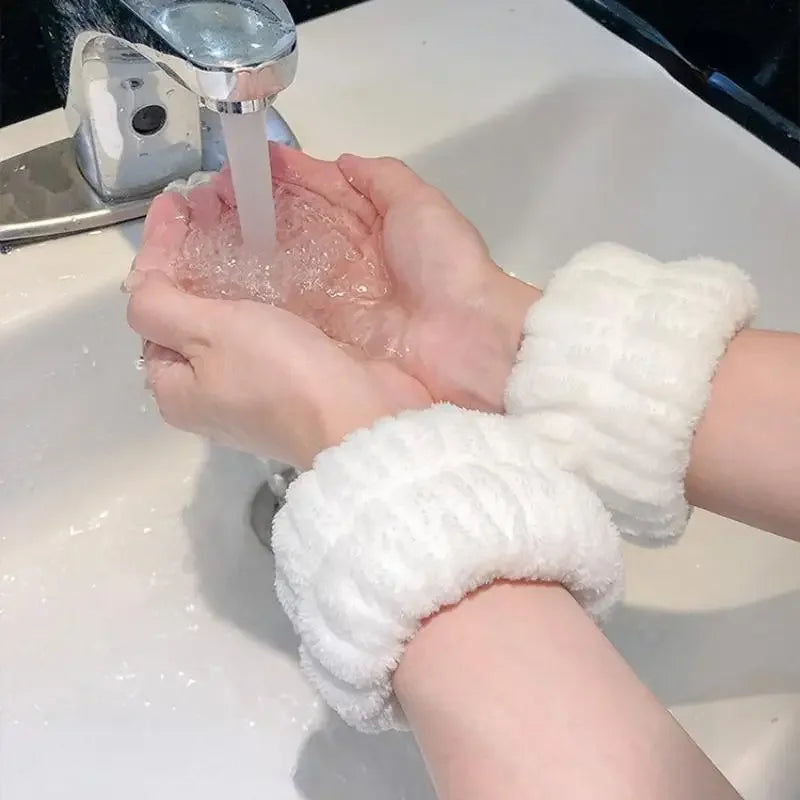 Muñequeras Absorbentes para Lavado Facial