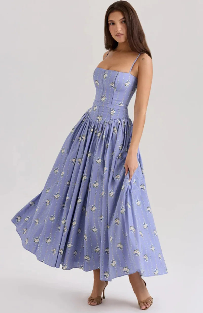 Vestido Halter Floral Entallado — Estilo Casual Chic