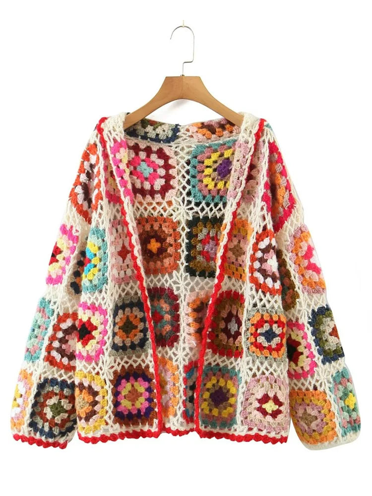 Cárdigan Crochet Boho con Capucha — Estampado Étnico