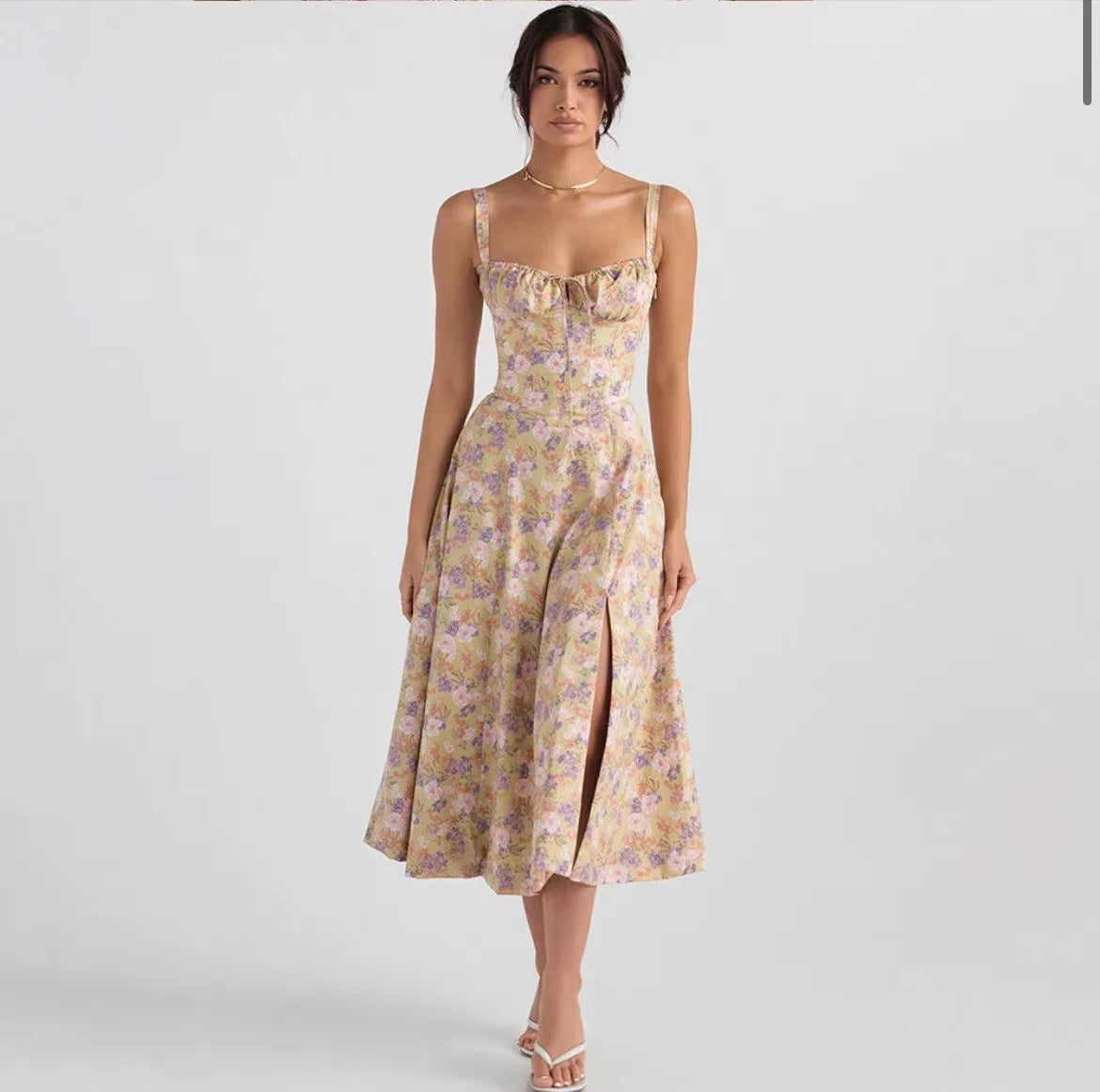 Vestido Midi Estilo Corsé Floral — Silueta Ajustada Vintage