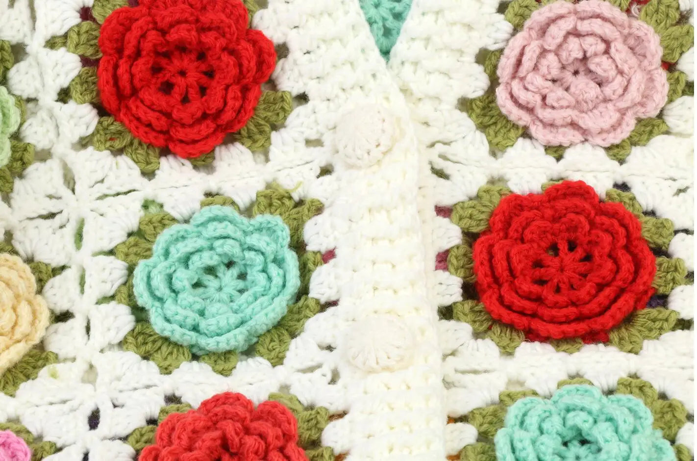 Cárdigan Crochet con Flores 3D — Manga Farol Boho