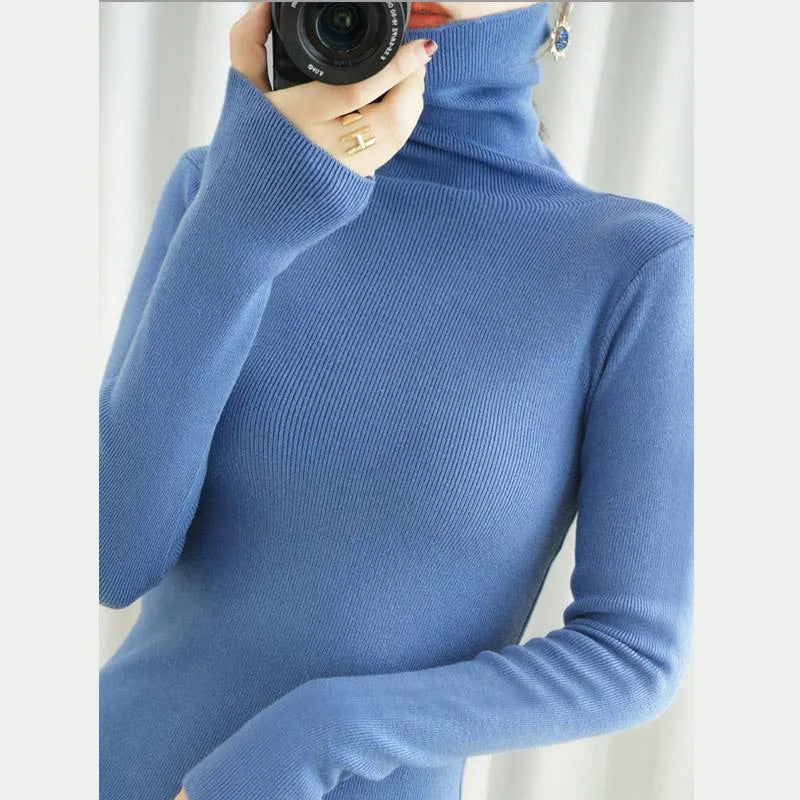 Sweater Cuello Alto Entallado — Grueso y Cómodo