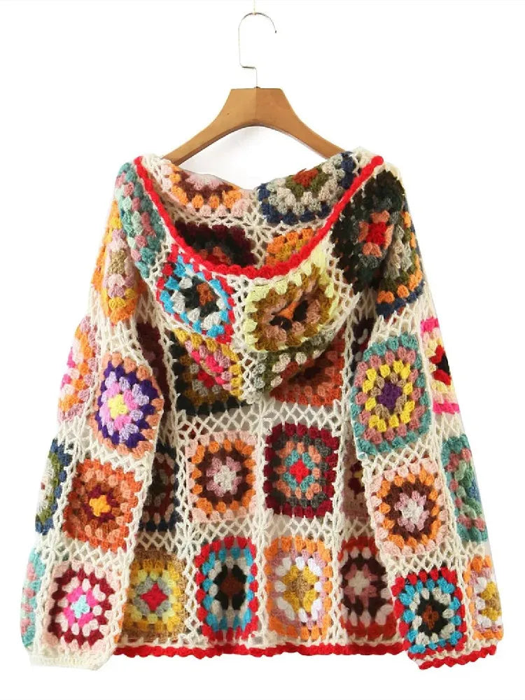 Cárdigan Crochet Boho con Capucha — Estampado Étnico