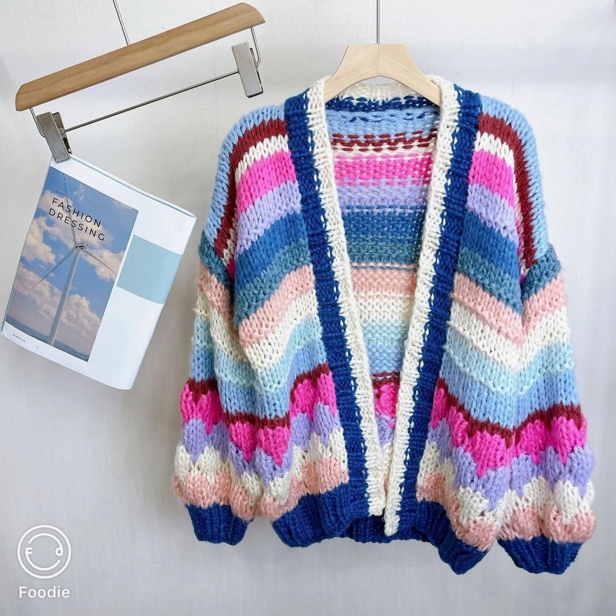 Cárdigan Tejido a Rayas Multicolor — Hecho a Mano