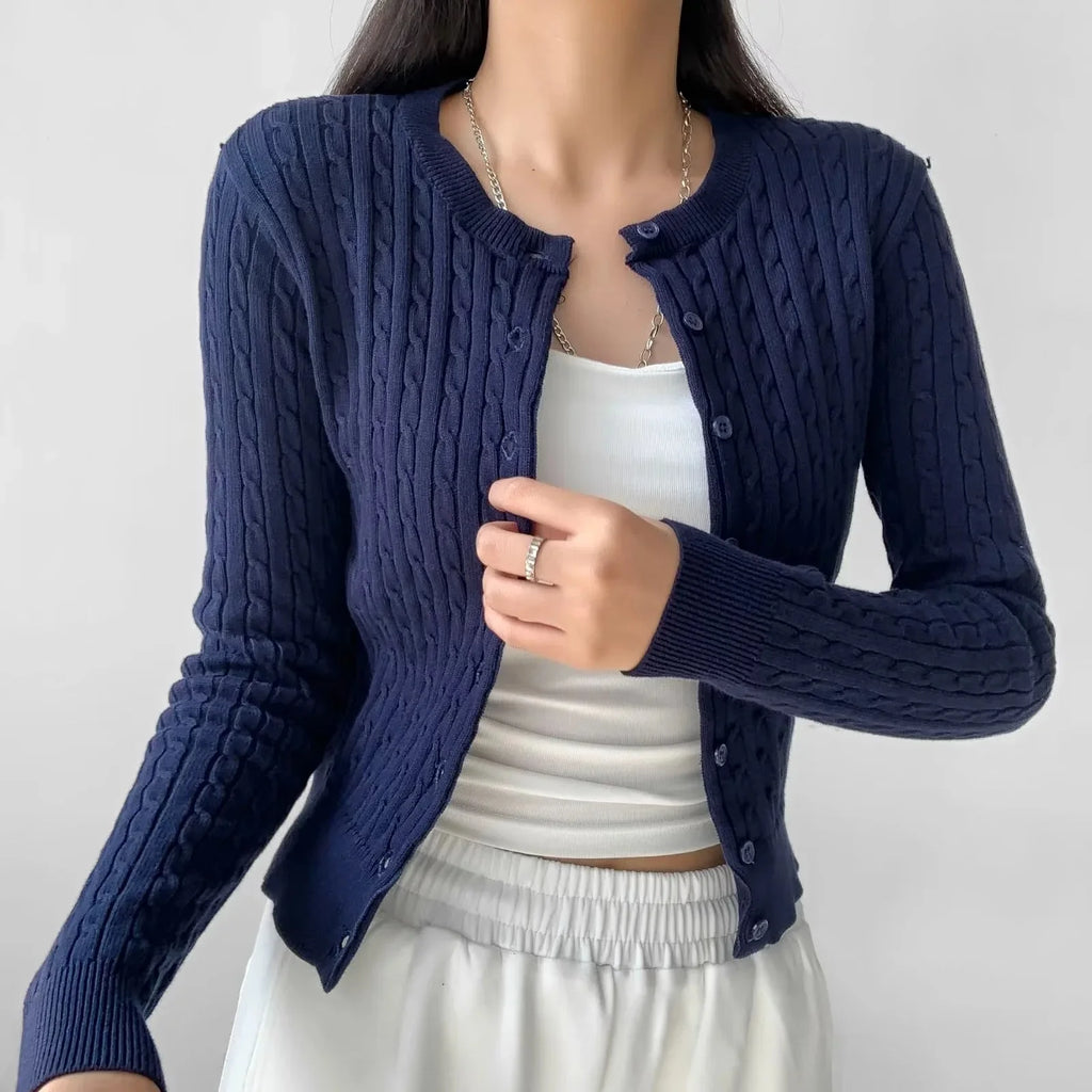 Cárdigan Corto Trenzado Gris — Botonadura Central