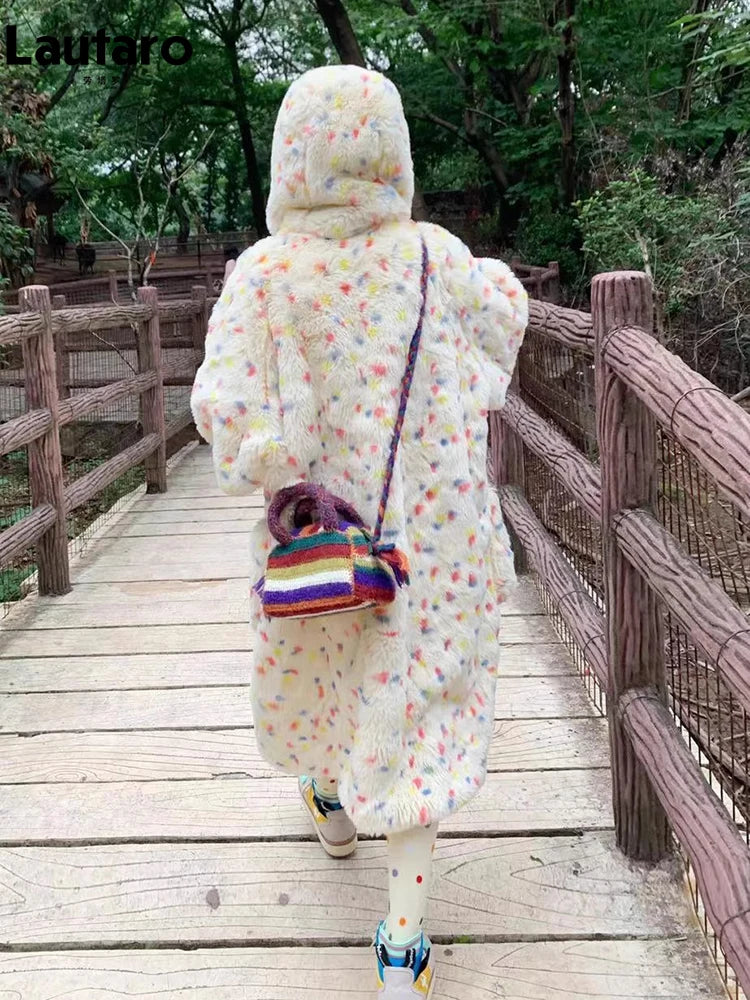 Abrigo Oversize de Piel Sintética con Orejas de Oso — Multicolor