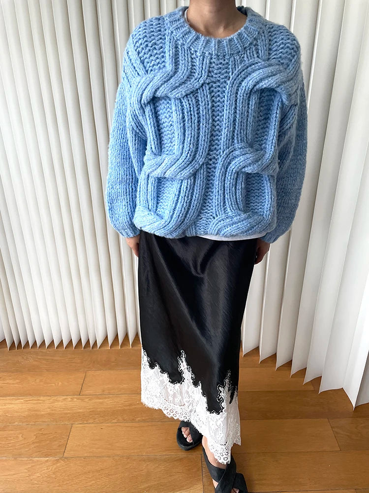 Sweater Azul Trenzado — Diseño Minimalista