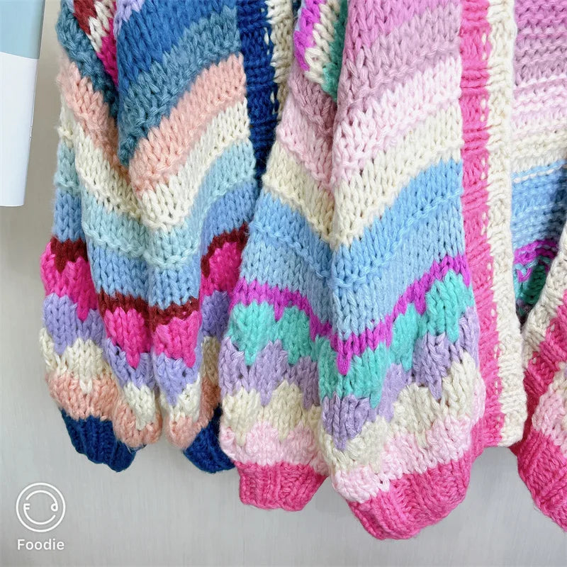 Cárdigan Tejido a Rayas Multicolor — Hecho a Mano