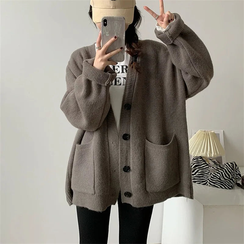 Cárdigan Vintage con Bolsillos — Cuello V Casual
