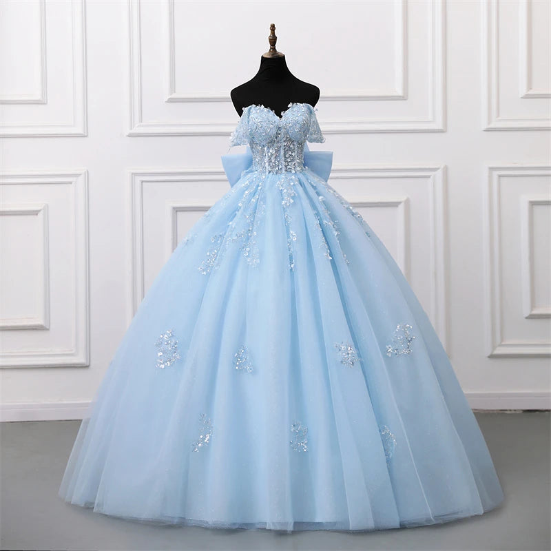Vestido de Fiesta Brillante para Quinceañera — Falda Amplia con Lazo