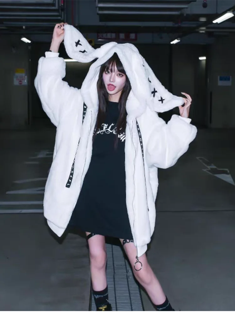Abrigo Oversize de Piel Sintética con Orejas de Conejo — Kawaii