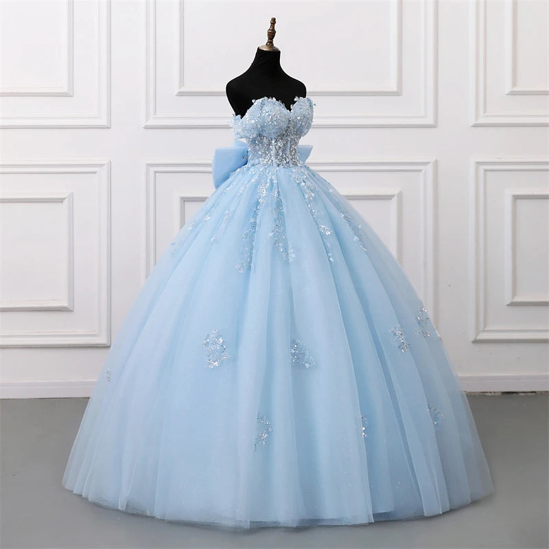 Vestido de Fiesta Brillante para Quinceañera — Falda Amplia con Lazo
