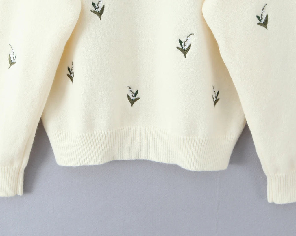 Cárdigan Oversize Bordado Floral — Cuello V Holgado