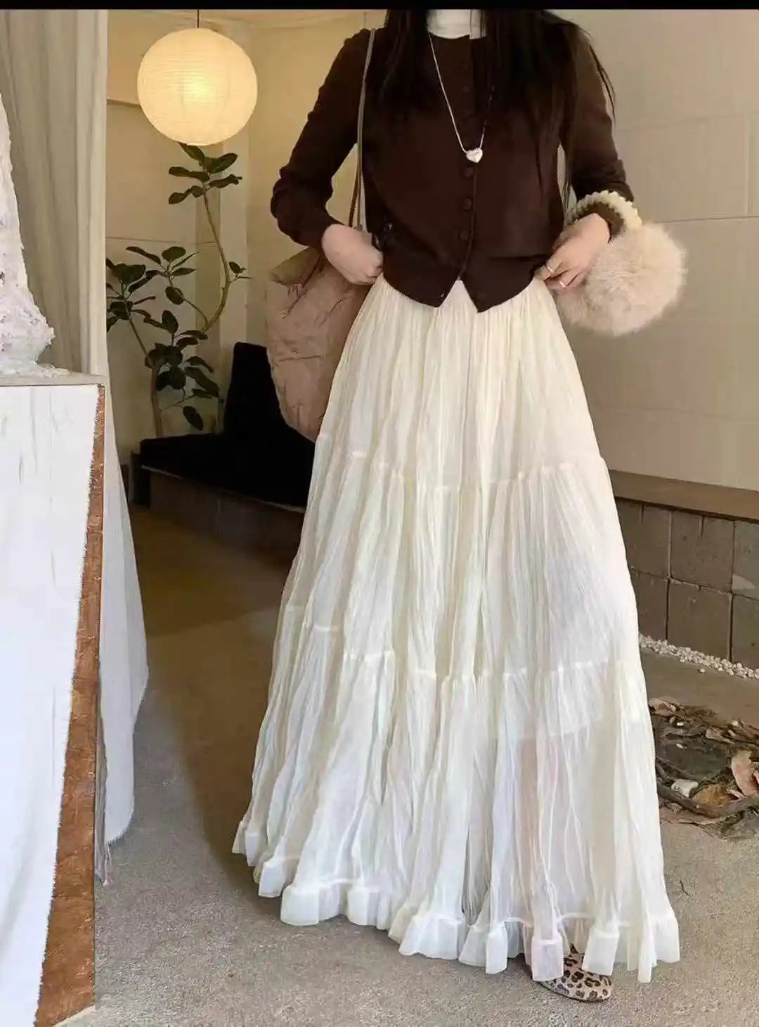 Falda Plisada Cintura Elástica — Fluida y Elegante