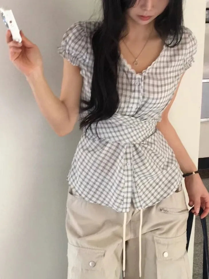 Blusa Corta a Cuadros — Manga Abullonada Coreana