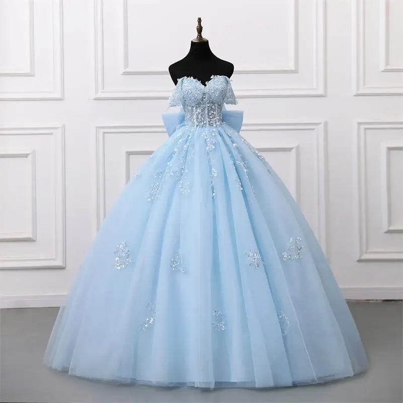 Vestido de Fiesta Brillante para Quinceañera — Falda Amplia con Lazo
