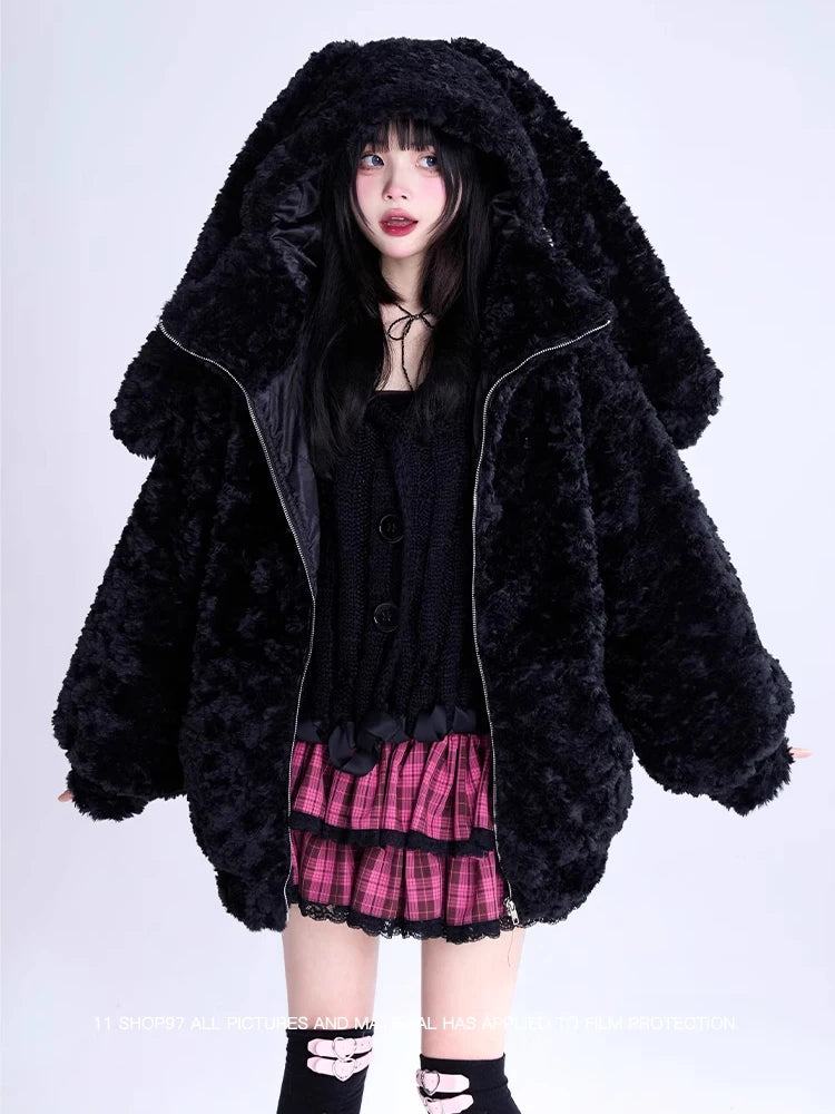 Abrigo Hoodie de Piel Sintética Negra con Orejas de Conejo