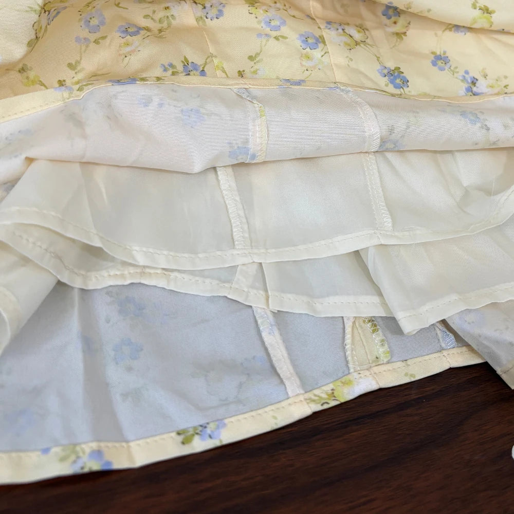 Vestido Mini de Tirantes Floral — Corte en A para Picnic