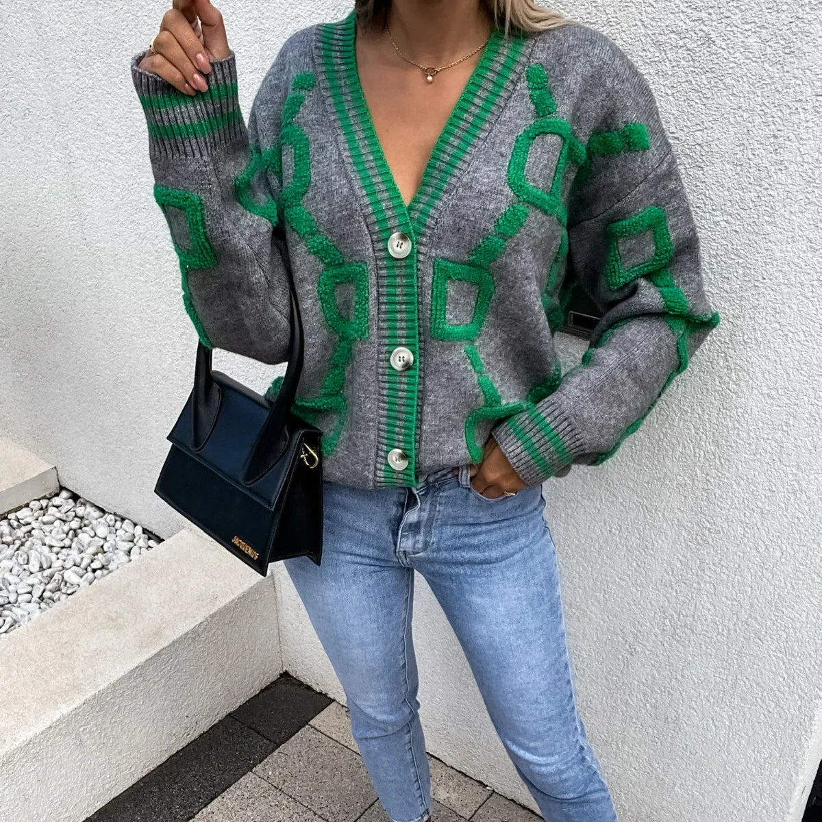 Cárdigan Tejido Estampado Cuello V — Botonadura Sencilla