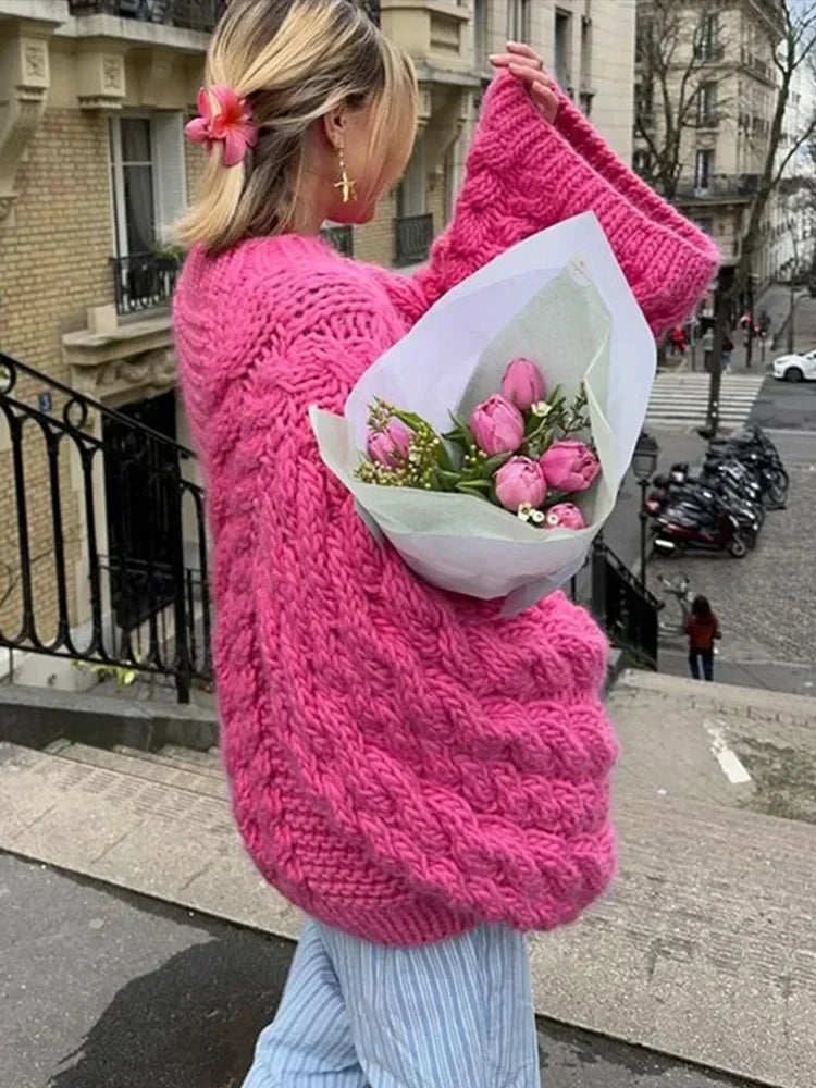 Sweater Oversize Cuello Alto — Holgado y Cálido