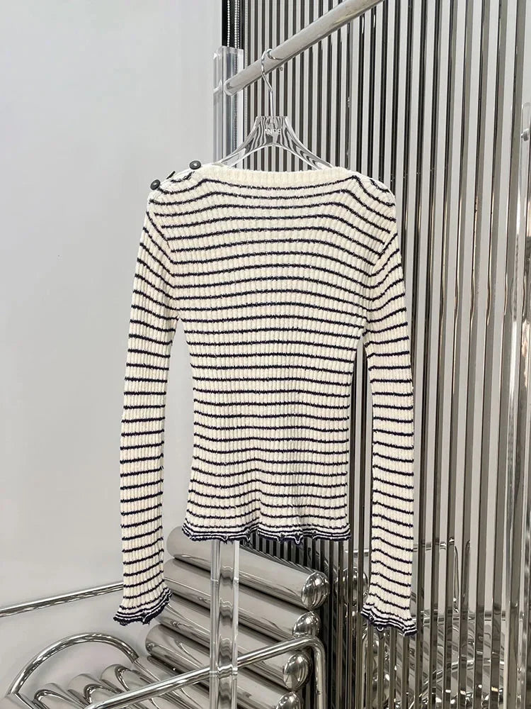 Top Holgado Escote Asimétrico — Talla Grande