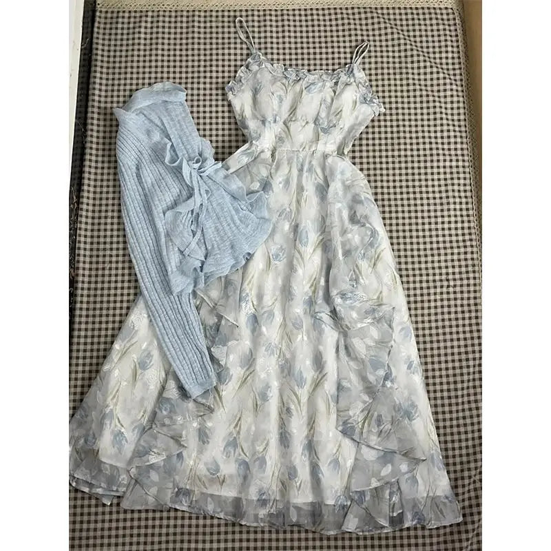 Conjunto Vestido Midi Floral y Cárdigan Ligero — Set Dos Piezas