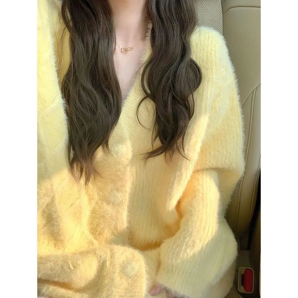 Cárdigan Amarillo Talla Grande — Cuello V