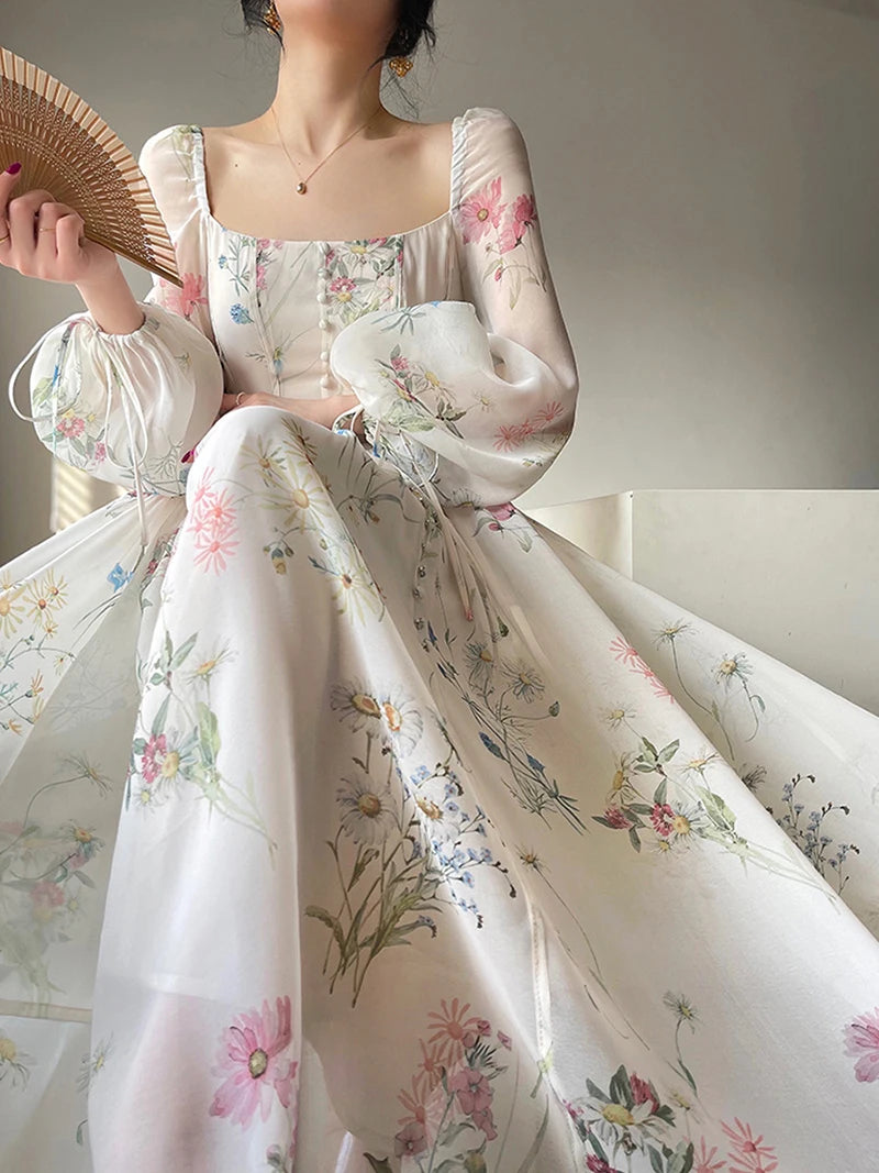 Vestido Midi de Gasa Floral — Manga Larga Afrancesada