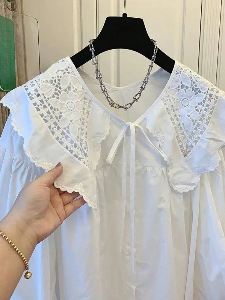 Blusa Cuello Muñeca con Encaje Peter Pan