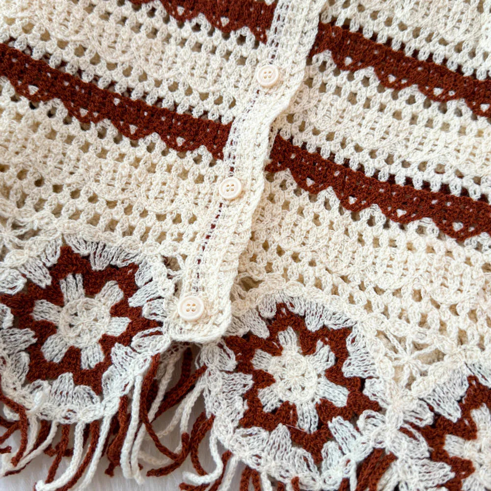 Cárdigan Bordado Floral con Flecos — Crochet