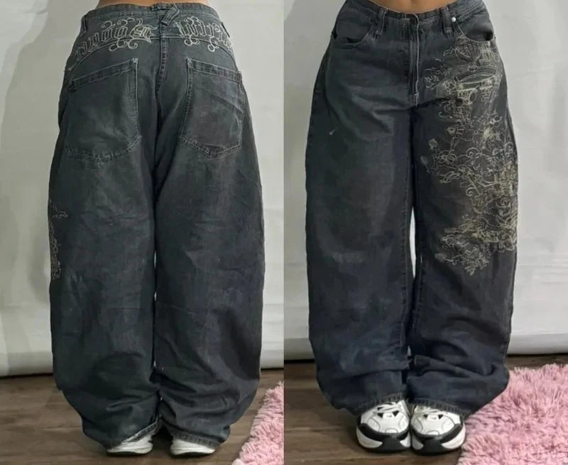 Jeans Anchos Bordados con Flor de Cerezo — Estilo Y2K