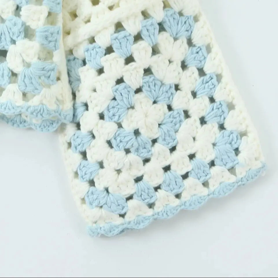 Cárdigan Crochet con Lazo Frontal — Cuello V Boho
