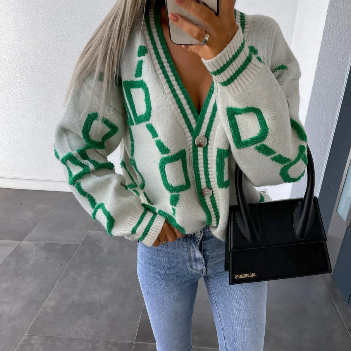 Cárdigan Tejido Estampado Cuello V — Botonadura Sencilla
