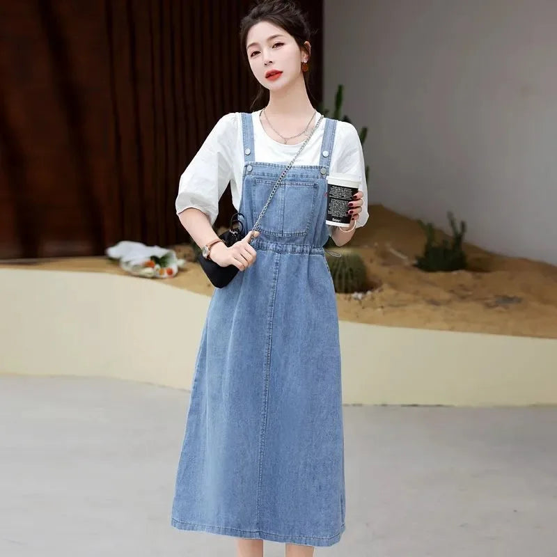 Falda Denim con Tirantes Cruzados — Look Casual