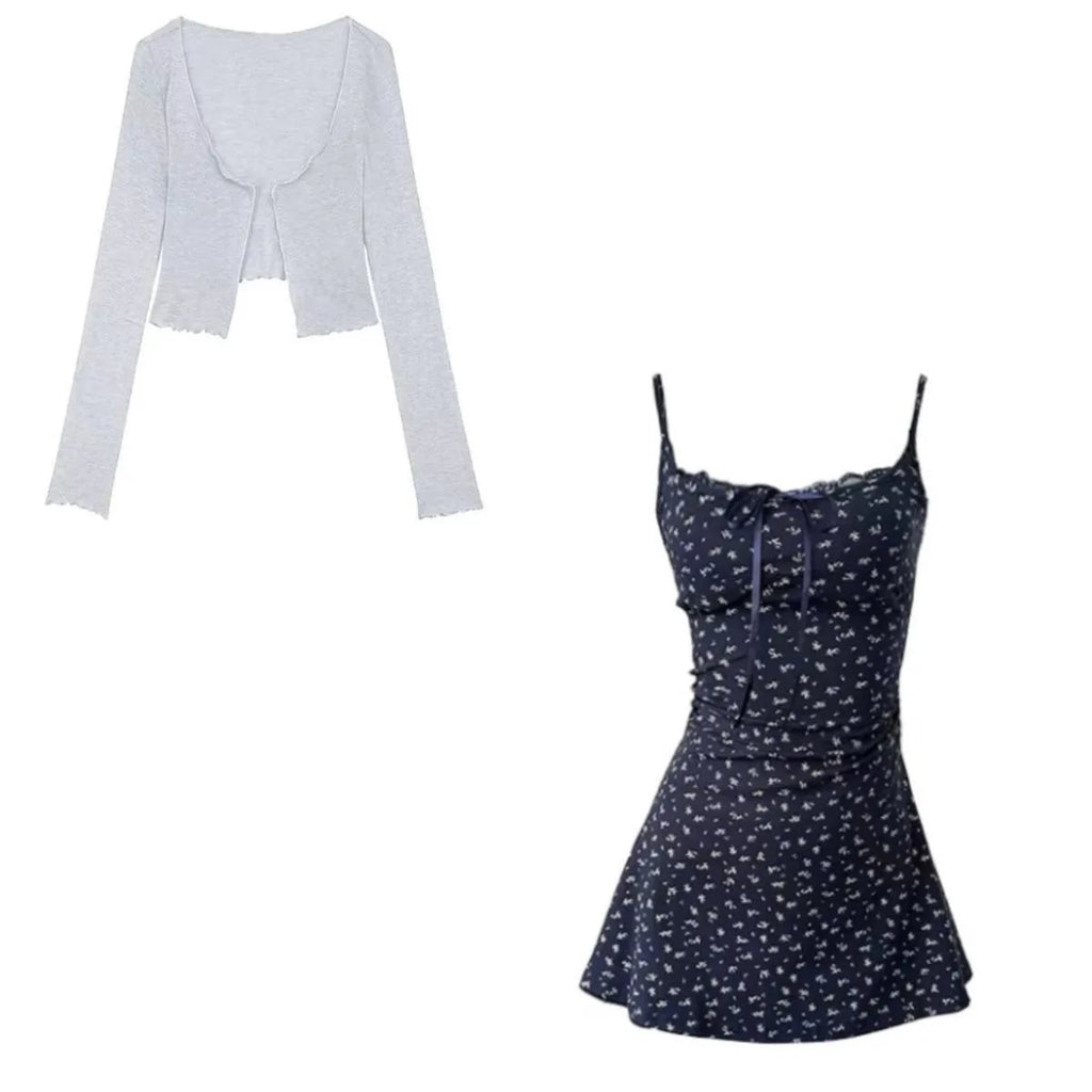 Vestido Mini Ajustado de Tirantes Floral — Cover-Up de Playa