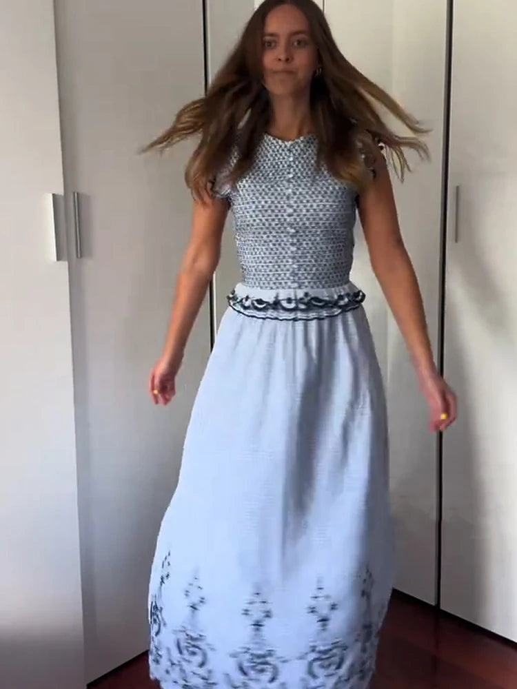 Conjunto Falda Larga Azul y Top Bordado — Set de Vacaciones