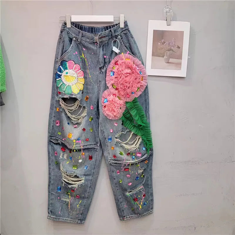 Jeans Rectos con Pedrería y Lavado Desgastado — Streetwear