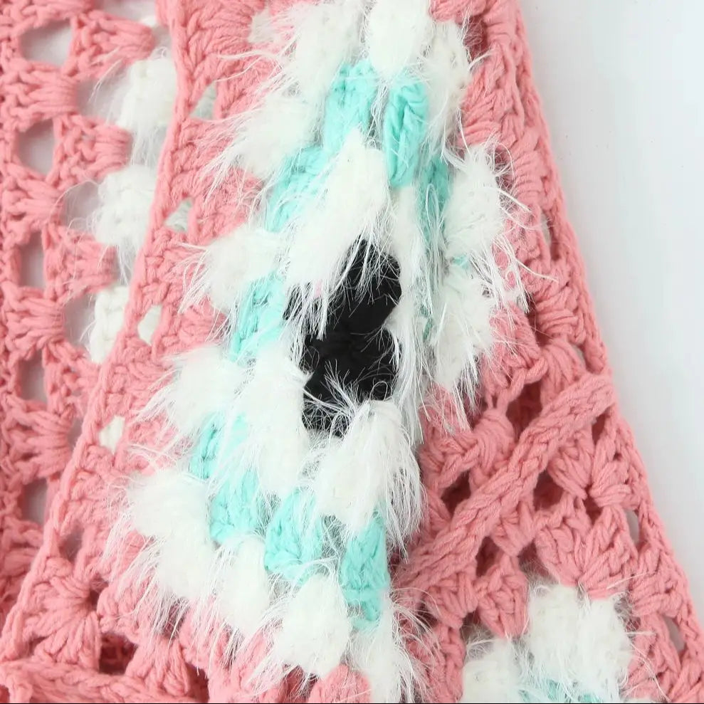 Cárdigan Crochet Peludo Rosa — Lazo y Flecos