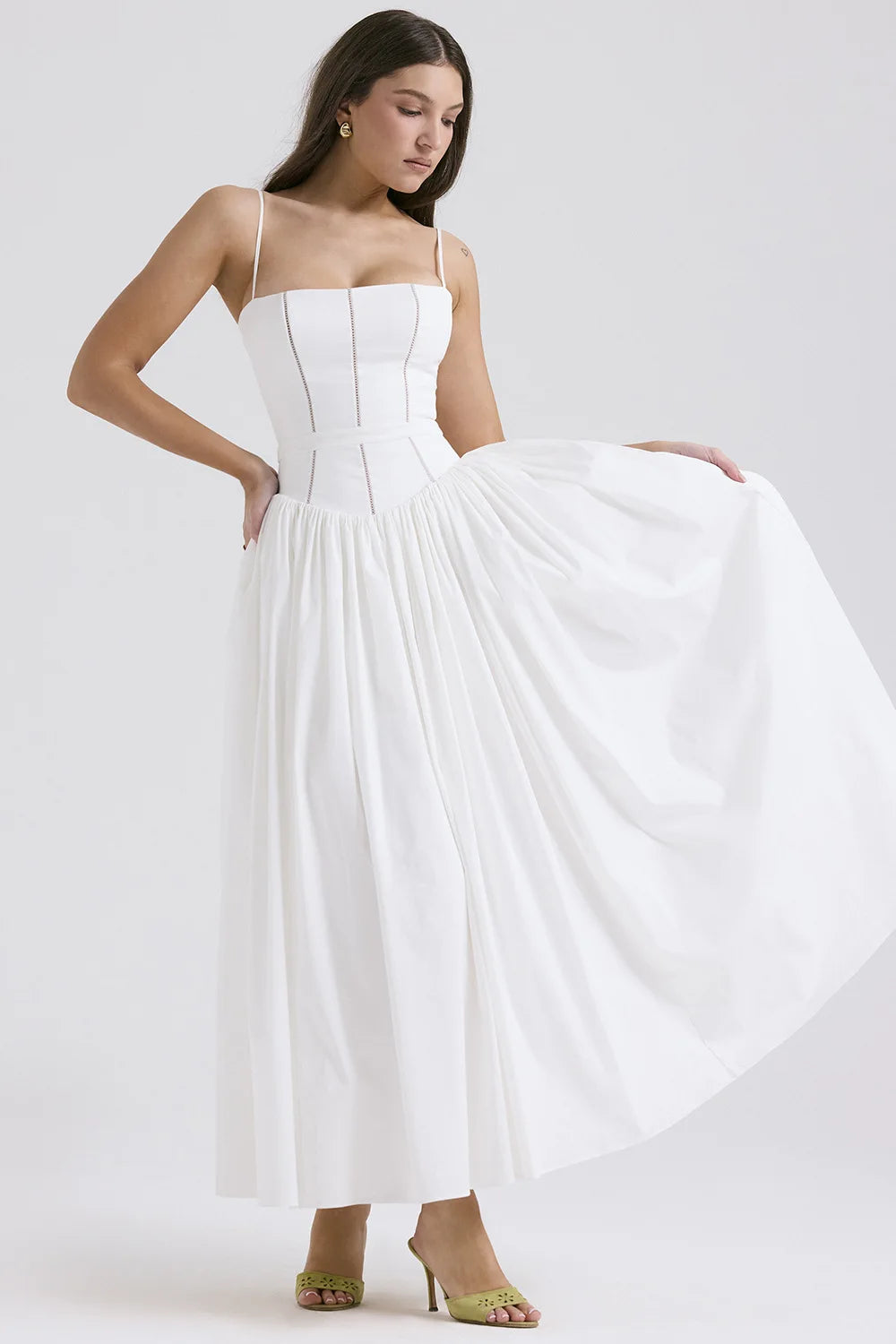 Vestido Halter Floral Entallado — Estilo Casual Chic