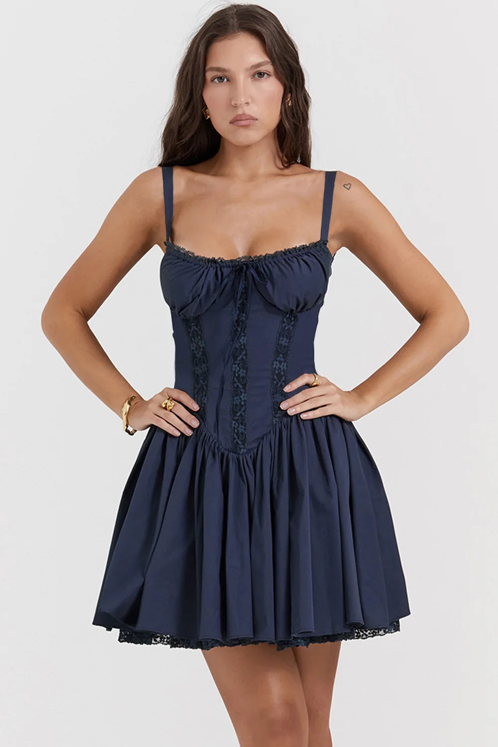 Vestido Corto Estilo Corsé con Encaje Floral