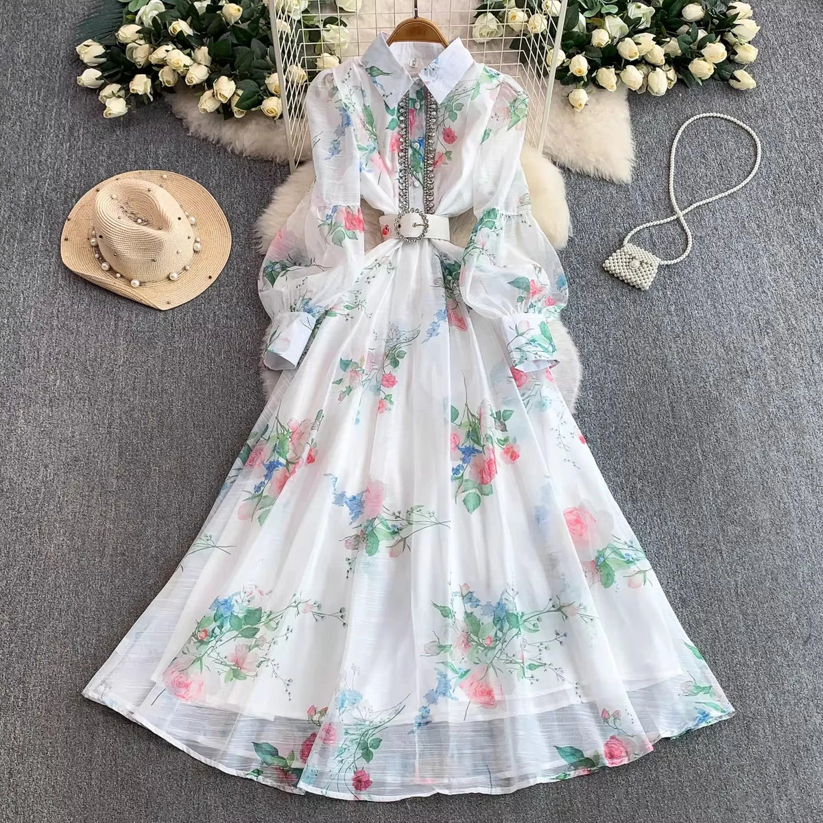 Vestido Estampado Geométrico — Cuello Solapa y Manga Farol