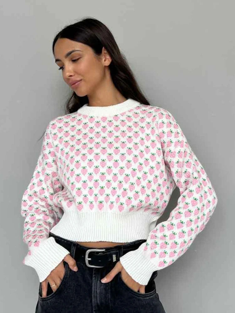Sweater Corto con Fresas Jacquard — Cuello Redondo
