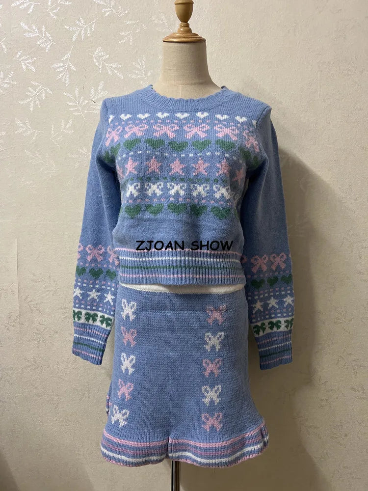 Conjunto Sweater Corto Azul con Corazones y Falda Mini — Set a Juego